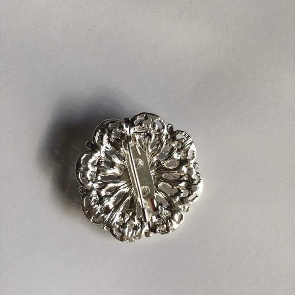 Pin - Picture 2 of 2